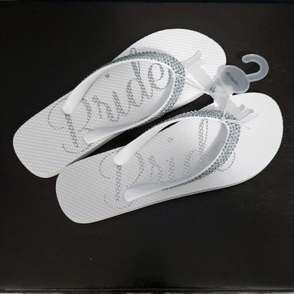 David's Bridal "Bride" Flip Flops NEW